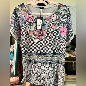 Bianca Floral Geometric Women's Top